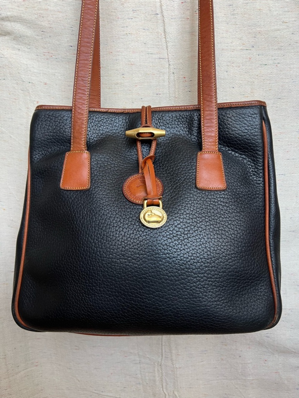 Vintage DOONEY & BOURKE Black and Brown Leather Toggle Shoulder Tote Bag